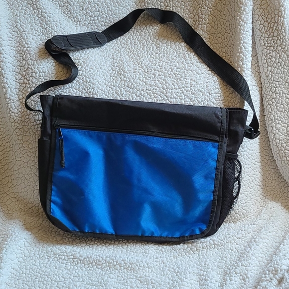 Blk & Blue generic book/ computer bag - Picture 1 of 7